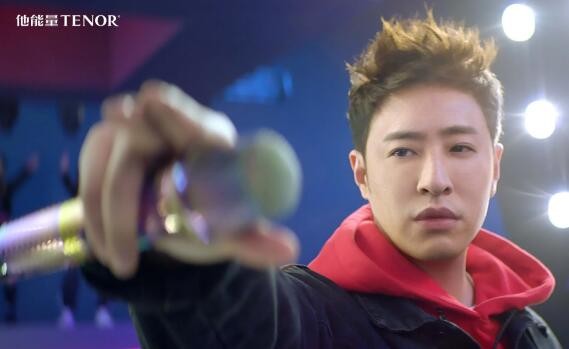 潘玮柏向粉丝征集歌词灵感 不惧挑战只因有“他”