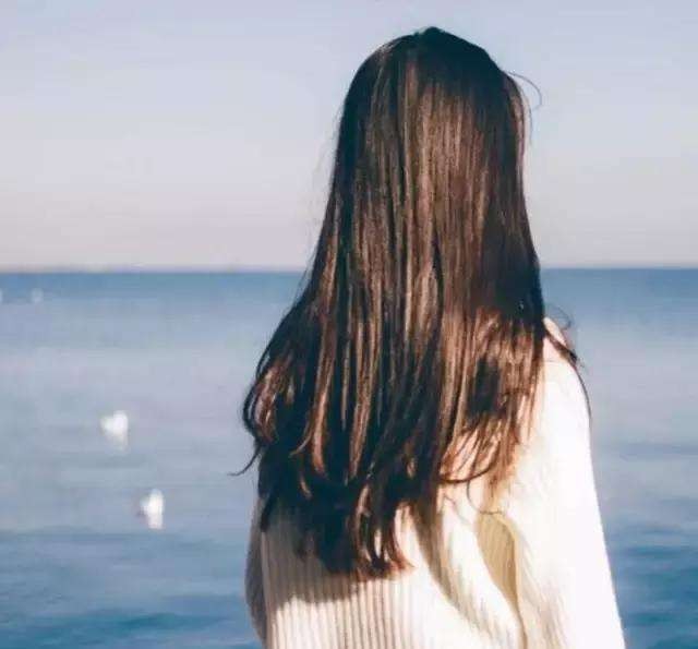 洗发水哪个牌子好 丹姿丝维丽洗发乳还你一个“背影杀”