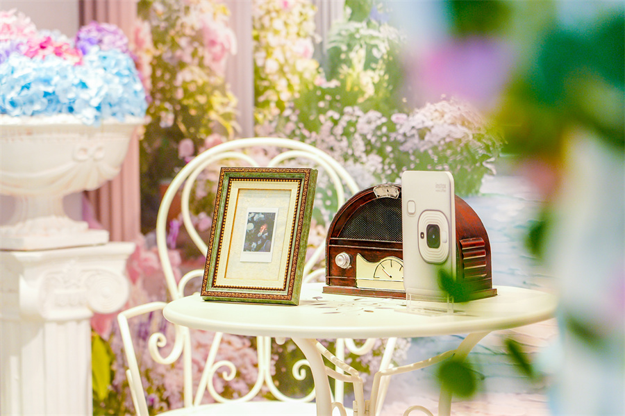 盛夏之约，邂逅instax™博物馆的夏日物语