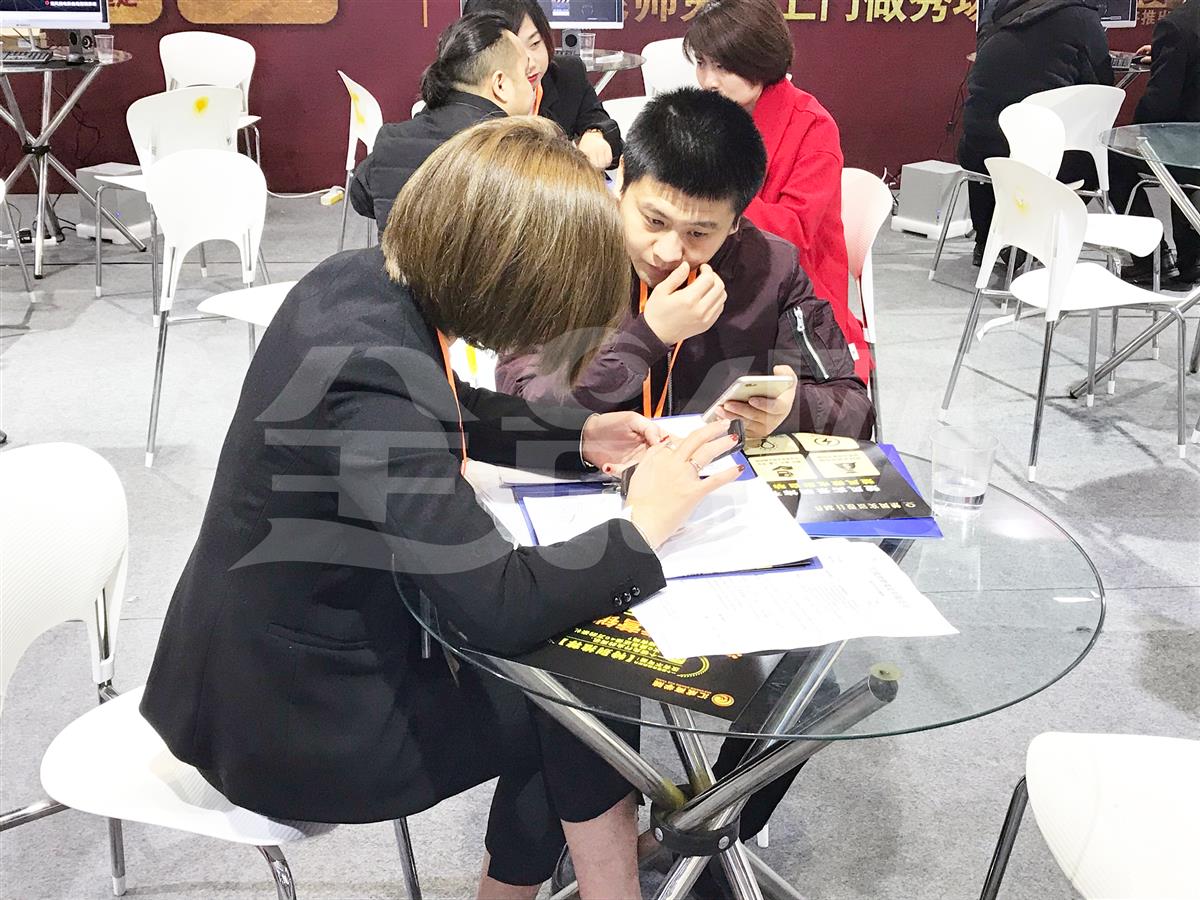 汇成企业 | 多层级转介绍身边准顾客