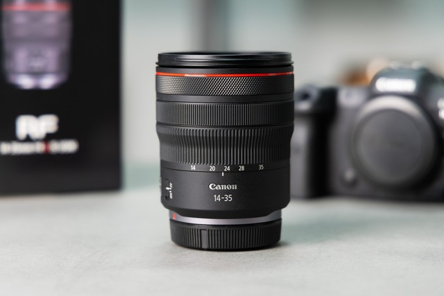 rf轻便超广角镜头 佳能rf14-35mm f4 l is usm评测