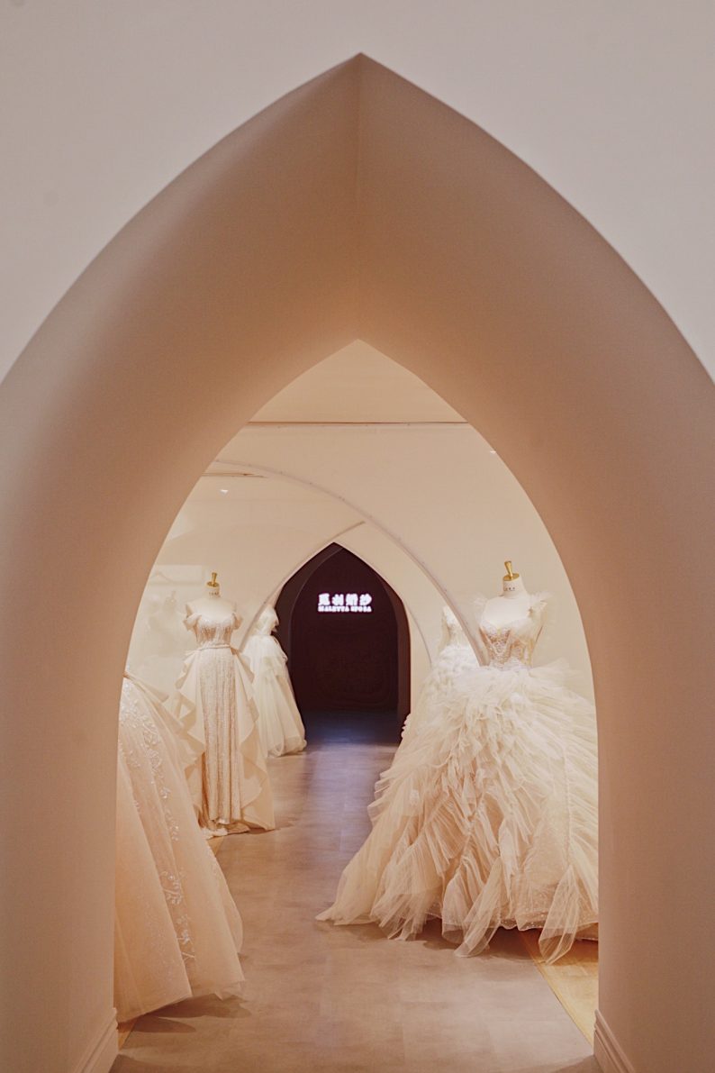 厦门首家!千平花园陈列式婚纱博物馆开业 厦门首家!千平花园陈列式婚纱博物馆开业